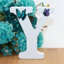 Letra decorativa de madera con mariposas 25
