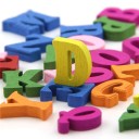 Letras de madera de colores 100 uds. 2