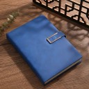 Libreta A5 retro colorida con cubierta de polipiel suave, 360 páginas. Adecuada para estudiantes y la oficina. Con marcapáginas y presilla para bolígrafo. 7