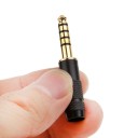 Liitin 5-napainen 4,4 mm:n liitin 2