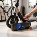 Lithiumbatterij voor elektrische scooter Ddadache 36 V Connectoren XT60 en JST Zwarte krimpfolie Platte vorm Vervangaccu 36V 3