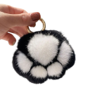Llavero 8,5 x 8,5 cm Poliéster Peluche Patita de Gato Llavero para Mochila Bolso Accesorio Suave y Peludo Regalo Adorable 7