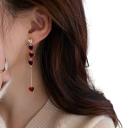 Longues boucles d'oreilles pendantes romantiques avec un design en forme de cœur et des zirconias, bijoux élégants pour femmes, idéales pour un usage 2
