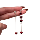 Longues boucles d'oreilles pendantes romantiques avec un design en forme de cœur et des zirconias, bijoux élégants pour femmes, idéales pour un usage 3