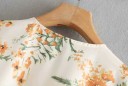 Løs sommerkjole med blomsterprint 4