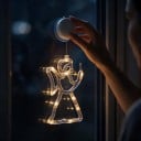 Luce LED Natalizia Appesa Angelo 21 x 12 cm A Batteria AAA Con Ventosa Angelo Luminoso Con Ali Luce Bianca Calda Decorazione Per Finestra e Porte 3