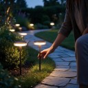 Luci solari da giardino 2 pz Dondolanti nel vento Altezza 53,3 e 83,3 cm LED IP65 Impermeabili Luce bianca calda Nera Per giardino terrazza e prato 2