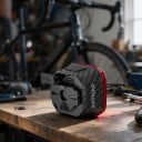 Lumière LED arrière de vélo CYCLAMI CY180 14 motifs animés Feu de freinage Allumage automatique 500 mAh USB-C 39 x 39 x 25 mm IPX6 9