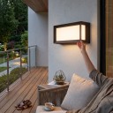 Luminaire mural extérieur LED 25 W Protection IP65 Corps carré en largeur Cadre noir autour du diffuseur blanc Lumière blanche chaude 3000 K 5