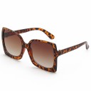 Lunettes de soleil carrées pour femmes E1330 9
