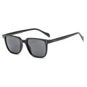 Lunettes de soleil pour femmes E1337 4