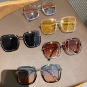 Lunettes de soleil pour femmes E1582 1