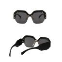 Lunettes de soleil pour femmes E1592 1