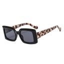 Lunettes de soleil pour femmes E1681 4