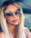Lunettes de soleil pour femmes E1763 1