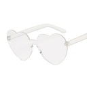 Lunettes de soleil pour femmes en forme de cœur 14