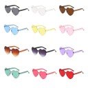 Lunettes de soleil pour femmes en forme de cœur 1