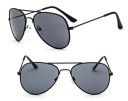 Lunettes de soleil stylées pour garçons avec UV 400 J672 8