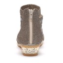 Luxe damessandalen met studs 8
