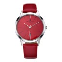 Luxusné štýlové dámske hodinky s dátumom Pouzdro 38 mm Hrúbka 8,5 mm Quartz strojček Nerezová oceľ Kožený remienok Vodotesné 3 ATM 12