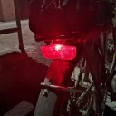 Luz traseira vermelha para suporte 12 x 5 x 2,5 cm Luz de bicicleta reflexiva a pilhas AA 2x Iluminação de segurança para bicicleta Montagem simples 3