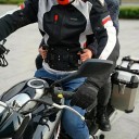 Madla pro spolujezdce na motocykl Bezpečnostní pás s úchyty pro děti a menší osoby Univerzální držák na pas řidiče 9