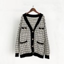 Maglione a quadri da donna con bottoni 4