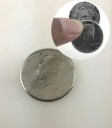 Magneettinen kolikkokotelon riipus 4