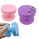 Magnetický držák na šroubky 5,5x4,3 cm Praktický magnet pro drobné kovové předměty do dílny garáže i domácnosti kulatý 2