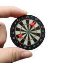 Magnetický terč se šipkami mini 5 cm terč 1,5 cm šipky plast s magnetem barevné provedení dekorace na lednici a kovové plochy 2