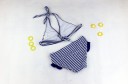 Maillot de bain deux pièces rayé pour fille 1