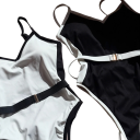 Maillots de bain une pièce asymétriques pour femmes avec bordures contrastées en polyamide monokini pour la plage, la baignade et les vacances 4