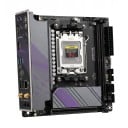Mainboard 17 x 17 cm ITX mit AM5-Sockel und B650-Chipsatz für AMD Ryzen 7000 mit DDR5 bis zu 96 GB 2x M.2 NVMe PCIe 4.0 und 2,5Gb LAN schwarz 7