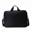 Mala fina preta para laptop com alças e alça de ombro ajustável com almofada. Bolsa frontal com fecho. Tecido de nylon 40 x 5,5 x 29 cm 3