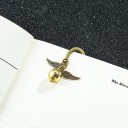 Marcador de libro de metal con diseño de pluma y colgante dorado Marcador elegante con cadena para la lectura diaria 4