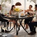 Masă de dining rotundă 74 x 119 x 3 cm cu un blat cu diametrul de 119 cm fără colțuri ascuțite și cu bază arcuită încrucișată, finisaj negru 4