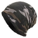 Men's Winter Hat in Army Pattern J2631 3