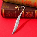 Metalen boekenlegger met veermotief en gouden bedel Elegante boekenlegger met ketting voor dagelijks lezen 5