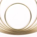 Metallinen kranssikehys 3