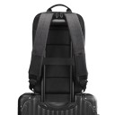 Miesten reppu E982 2