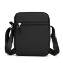 Mini bolsa crossbody masculina 20×15×5 cm bolsa preta casual pequena de poliéster oxford bolsa de nylon simples para homens na cidade 1