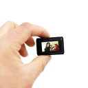 Mini câmara 1080p com ecrã 0,96" Tamanho 40 x 27 x 27 mm Peso 20 g Correia Cabo USB Bateria 180mAh Câmara compacta e portátil 2