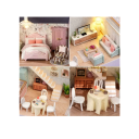 Mini casa de madeira para bonecas 8,9 x 7,5 x 9,8 cm kit DIY com luz LED e móveis modelo montável à mão Decoração sem cola e pilhas 2