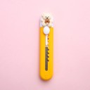 Mini cortador amarelo com urso Faca de plástico adorável para cartas e pacotes Cortador portátil para escola escritório casa 2