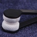 Mini curățător pentru ochelari cu pernuțe din microfibra Curățare pe ambele părți a lentilelor Clemă din plastic cu orificiu pentru suspendare 3
