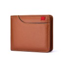 Mini porte-monnaie pour homme matelassé Format compact Cuir synthétique Écusson rouge Porte-monnaie léger pour cartes et billets 3