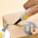 Miniaturowy magnetyczny nóż do cięcia pudeł z blokadą bezpieczeństwa Precyzyjny nóż do cięcia paczek i kartonów do użytku domowego, biurowego 2