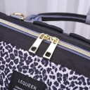 Mochila materna com padrão de leopardo 8