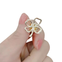 Moderne broche kompakt størrelse Kløver Elegant metalbroche i form af en kløver Stilfuldt tilbehør til jakke, frakke og kjoler 3