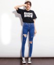 Moderne damejeans med huller J1388 3
